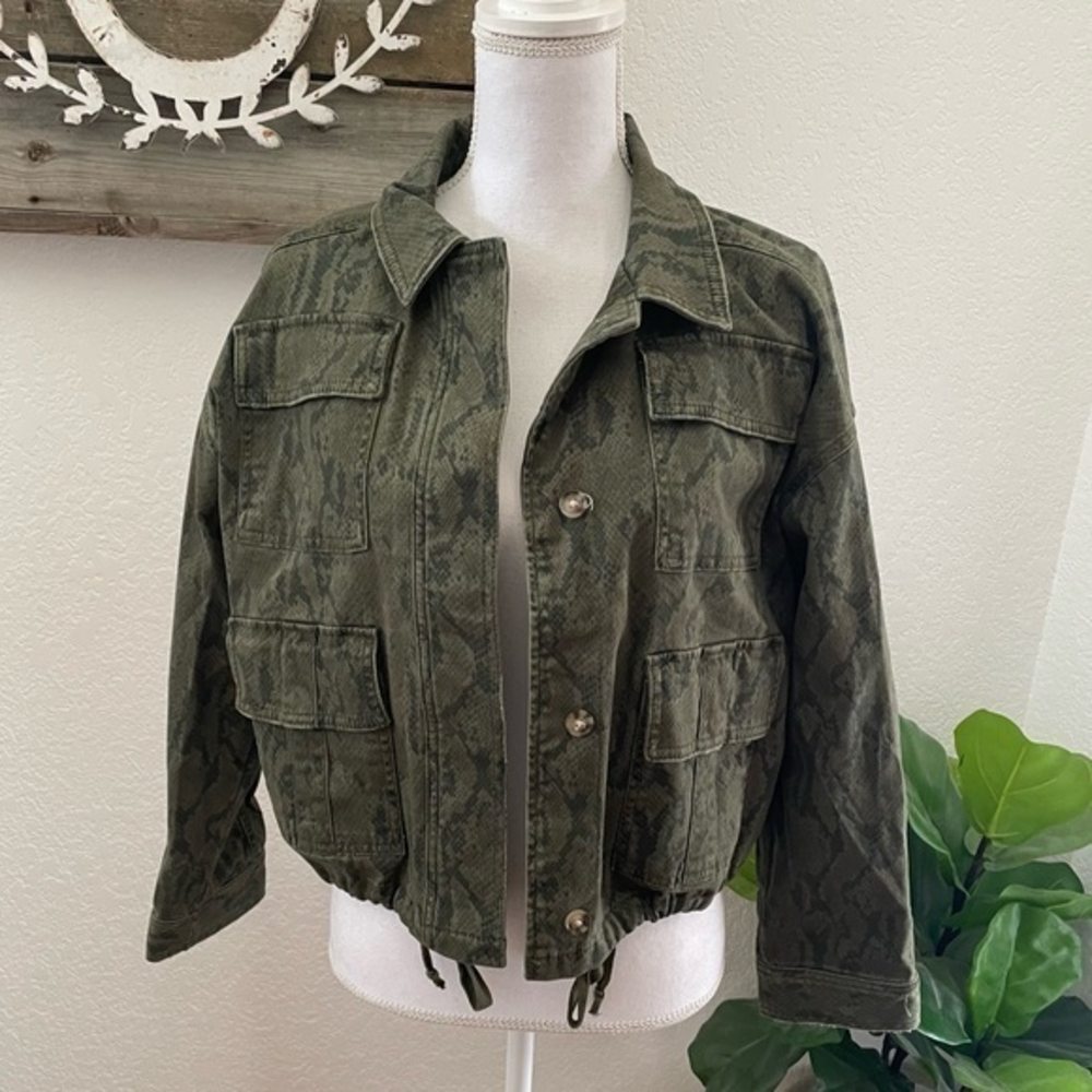 Express green khaki snake print jacket size S NWT
